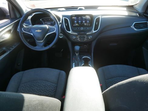Used 2022 Chevrolet Equinox LT image 10