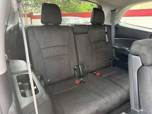 Used 2020 Honda Pilot EX image 30