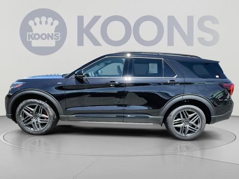 New 2026 Ford Explorer ST-Line w/ ST-Line Street Pack AWD/4WD image 13