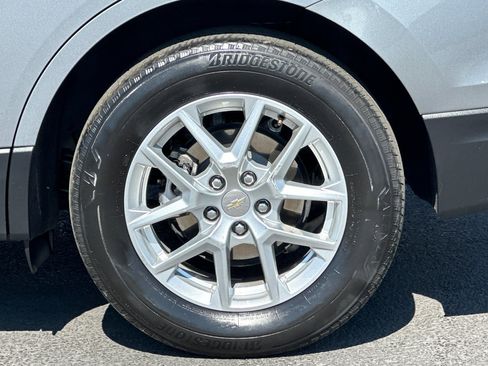 Used 2023 Chevrolet Equinox LT image 26