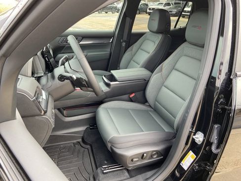 Used 2026 GMC Terrain AT4 image 17