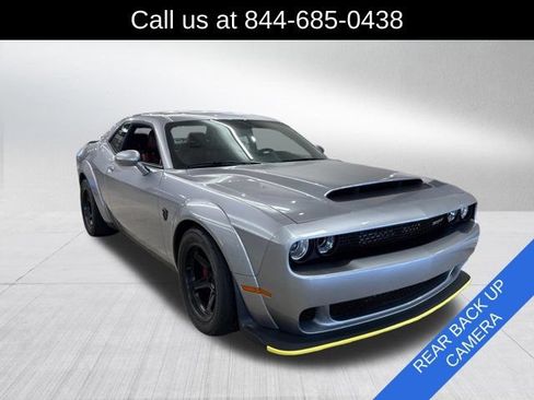 Used 2018 Dodge Challenger SRT Demon RWD image 3