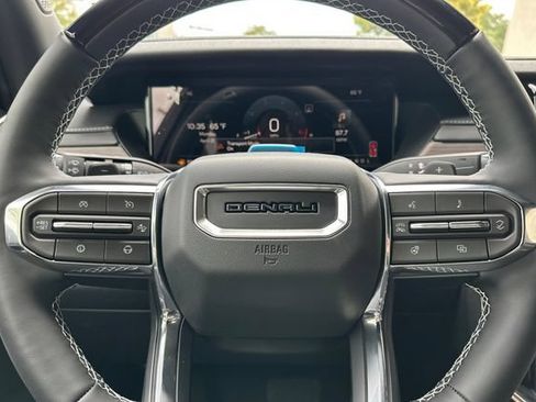 New 2026 GMC Acadia Denali w/ Super Cruise Package AWD/4WD image 27