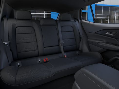 New 2026 Chevrolet Equinox EV LT FWD image 17