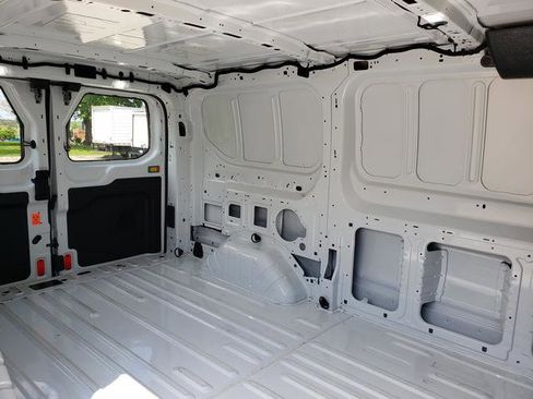 Used 2018 Ford Transit 150 130 Low Roof RWD image 13
