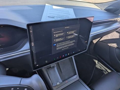 Used 2021 Tesla Model S Plaid image 27