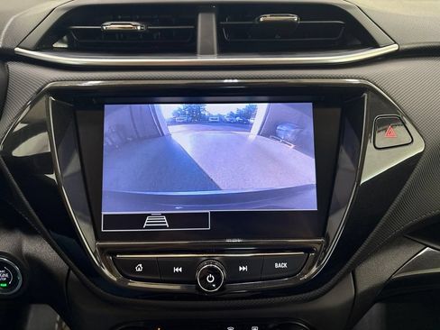 Used 2022 Chevrolet TrailBlazer LT w/ Convenience Package FWD image 37