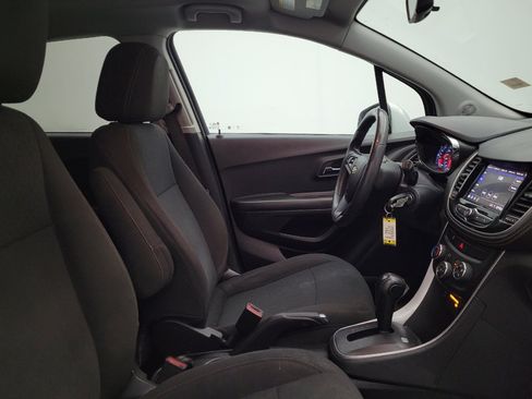 Used 2021 Chevrolet Trax LS w/ Tint and Cruise Package FWD image 21