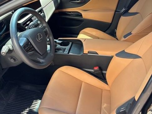 Used 2023 Lexus ES 250 w/ Premium Package AWD/4WD image 12