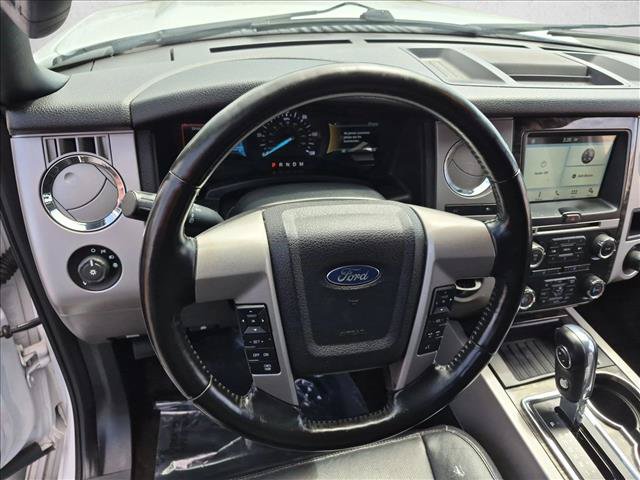 Used 2016 Ford Expedition Limited RWD image 11