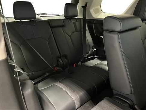 New 2025 Honda Pilot Touring image 28