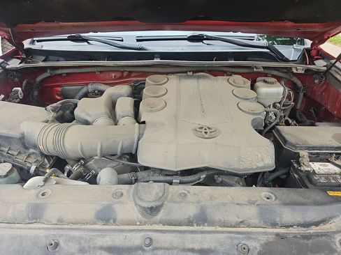 Used 2018 Toyota 4Runner SR5 Premium AWD/4WD image 9