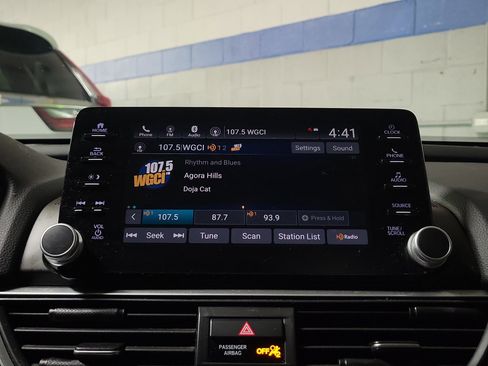 Used 2018 Honda Accord EX-L image 28