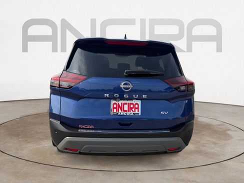 Used 2022 Nissan Rogue SV w/ SV Premium Package FWD image 9