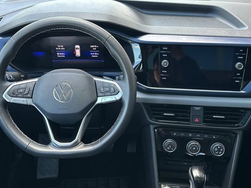 Used 2023 Volkswagen Taos SE AWD/4WD image 14