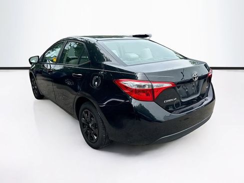Used 2015 Toyota Corolla LE FWD image 5