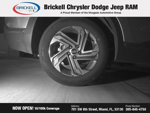 Used 2023 Hyundai Santa Fe SE image 9