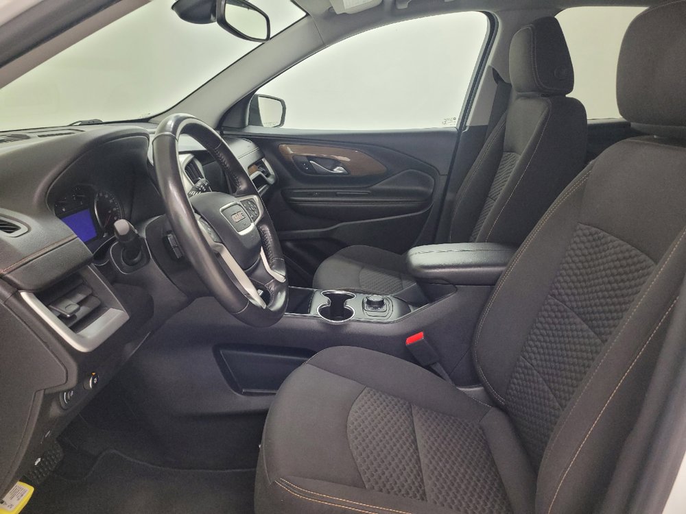 Used 2020 GMC Terrain SLE w/ Elevation Edition FWD image 17