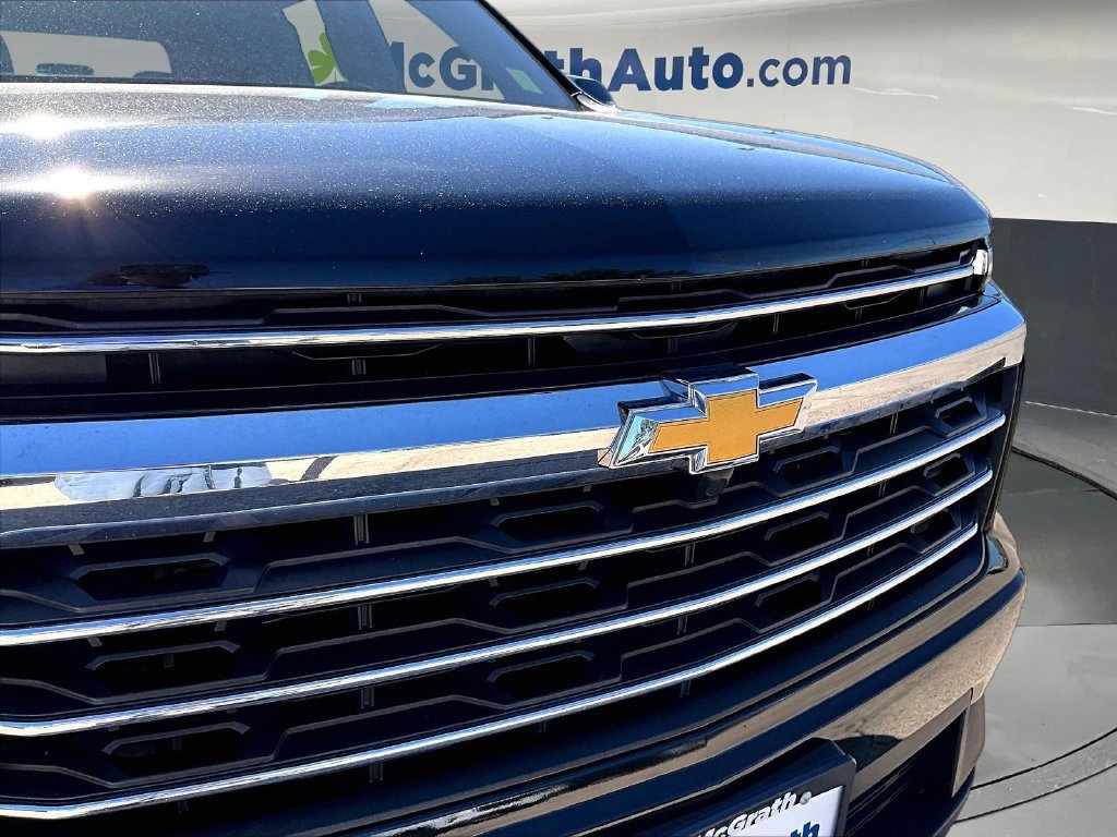 Used 2025 Chevrolet Traverse LT AWD/4WD image 36