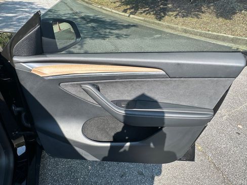 Used 2022 Tesla Model Y Performance image 53