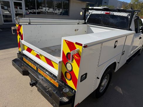 Used 2017 Ford F250 XL w/ Power Equipment Group image 16