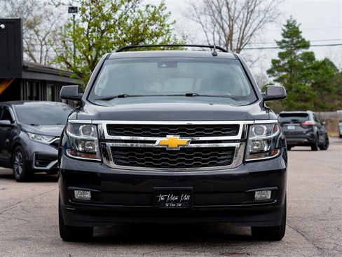 Used 2017 Chevrolet Suburban LT AWD/4WD image 2