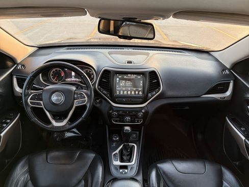 Used 2017 Jeep Cherokee High Altitude image 37
