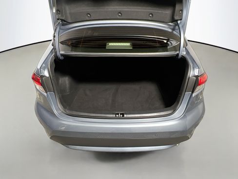Used 2022 Toyota Corolla LE FWD image 32