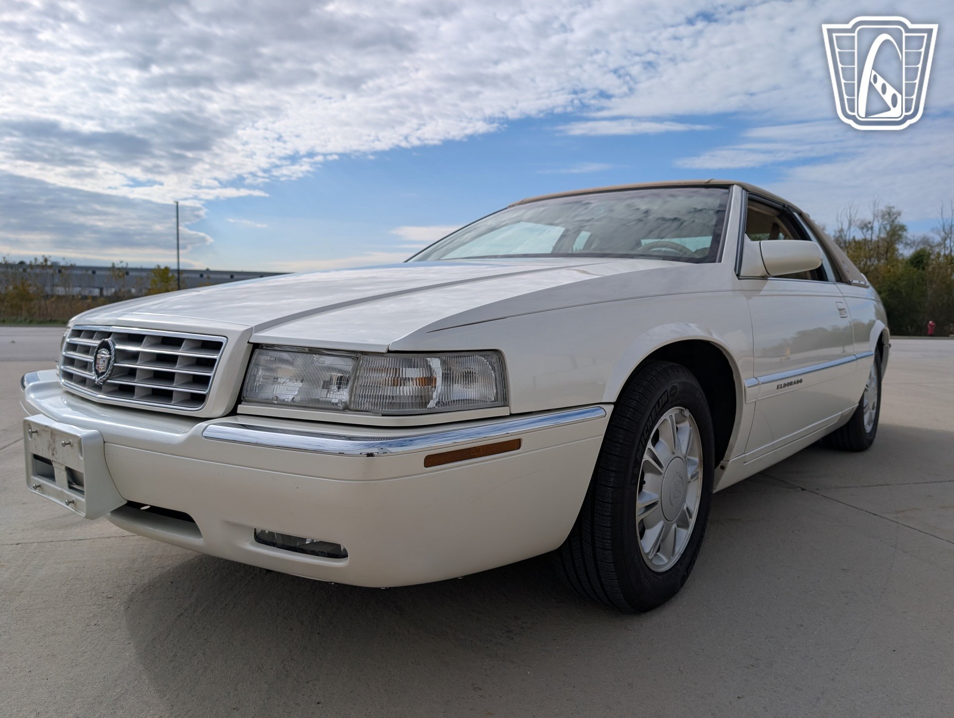 Used 1995 Cadillac Eldorado FWD image 3