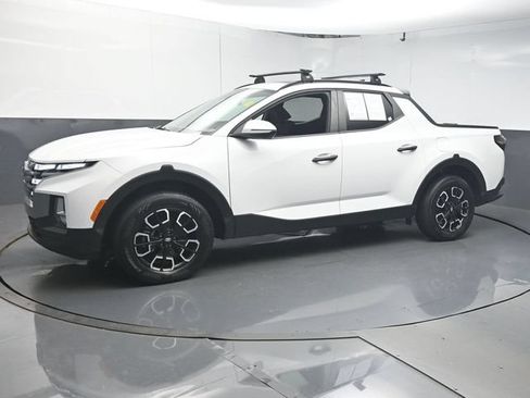 Used 2023 Hyundai Santa Cruz SEL w/ Activity Package AWD/4WD image 4
