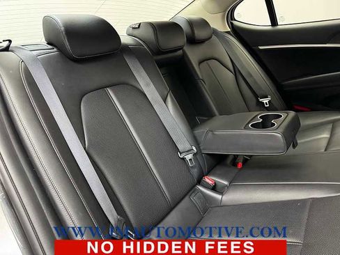 Used 2022 Genesis G70 2.0T image 18