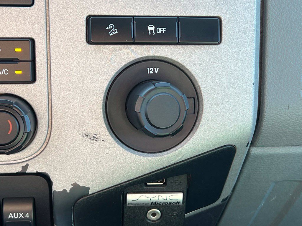 Used 2013 Ford F250 XLT w/ FX4 4X4 Off-Road Pkg image 29