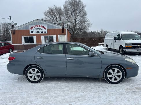 Used 2005 Lexus ES 330 4dr Sdn image 4