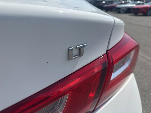 Used 2024 Chevrolet Malibu LT FWD image 7