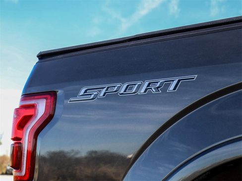 Used 2015 Ford F150 Lariat image 10