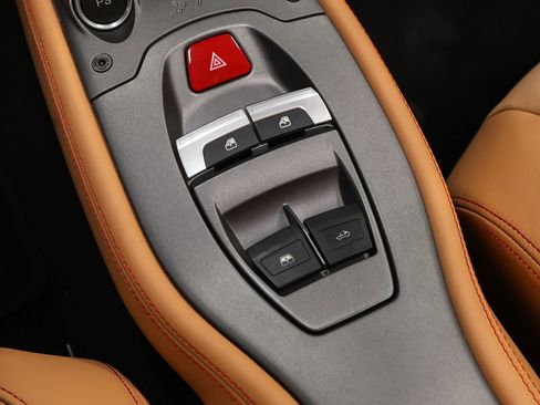 Certified 2012 Ferrari 458 Spider RWD image 55