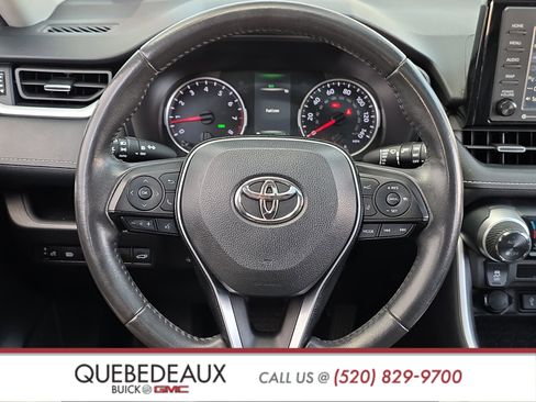 Used 2021 Toyota RAV4 XLE Premium w/ Carpet Mat Package (TMS) FWD image 13