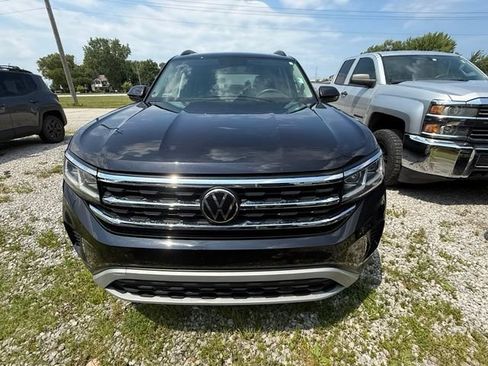 Used 2023 Volkswagen Atlas SE w/ Panoramic Sunroof Package FWD image 7