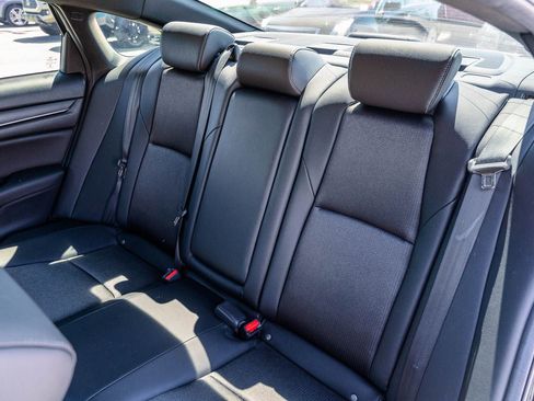 Used 2020 Honda Accord Sport image 19