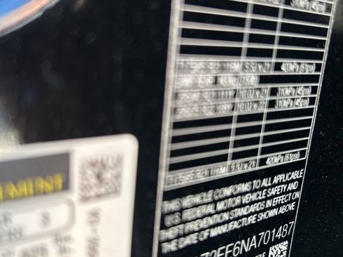 Used 2022 Jaguar F-PACE SVR image 7