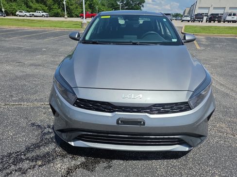 Used 2023 Kia Forte LXS FWD image 9