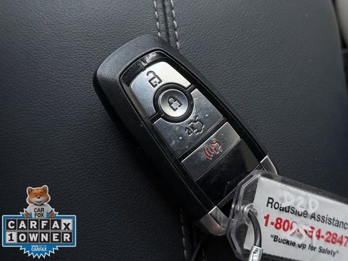 Used 2026 Ford Mustang Premium RWD image 28