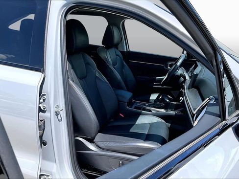 Certified 2024 Kia Sorento X-Line EX AWD/4WD image 9