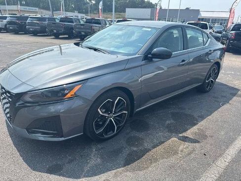 Certified 2026 Nissan Altima 2.5 SR FWD image 1