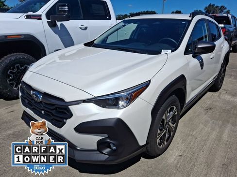Used 2024 Subaru Crosstrek 2.0i Premium w/ Crosstrek Mirror Package AWD/4WD image 1