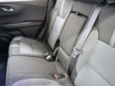 Used 2025 Chevrolet Blazer LT image 11
