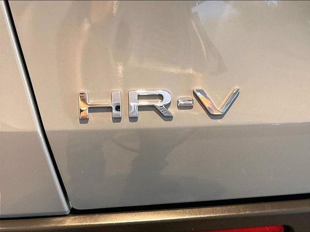 Used 2024 Honda HR-V Sport image 32