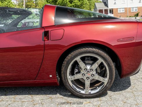Used 2007 Chevrolet Corvette Coupe w/ Preferred Equipment Group RWD image 5