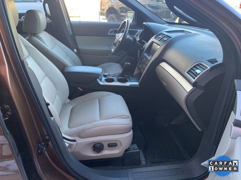 Used 2011 Ford Explorer XLT w/ 202A Rapid Spec Order Code image 26