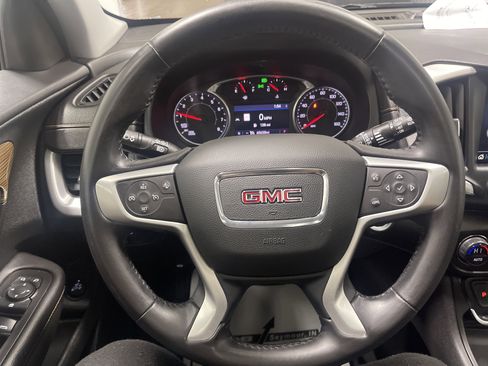 Used 2021 GMC Terrain SLE w/ Driver Convenience Package image 31